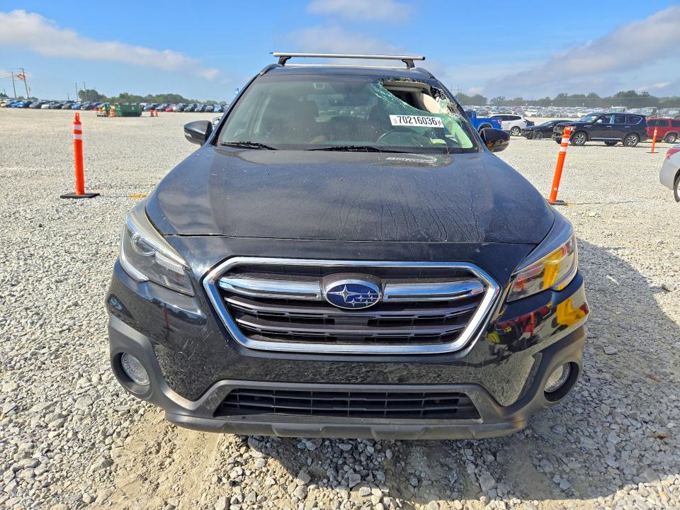 70216036 :رقم المزاد ، 4S4BSETC4J3204348 vin ، 2018 Subaru Outback مزاد بيع