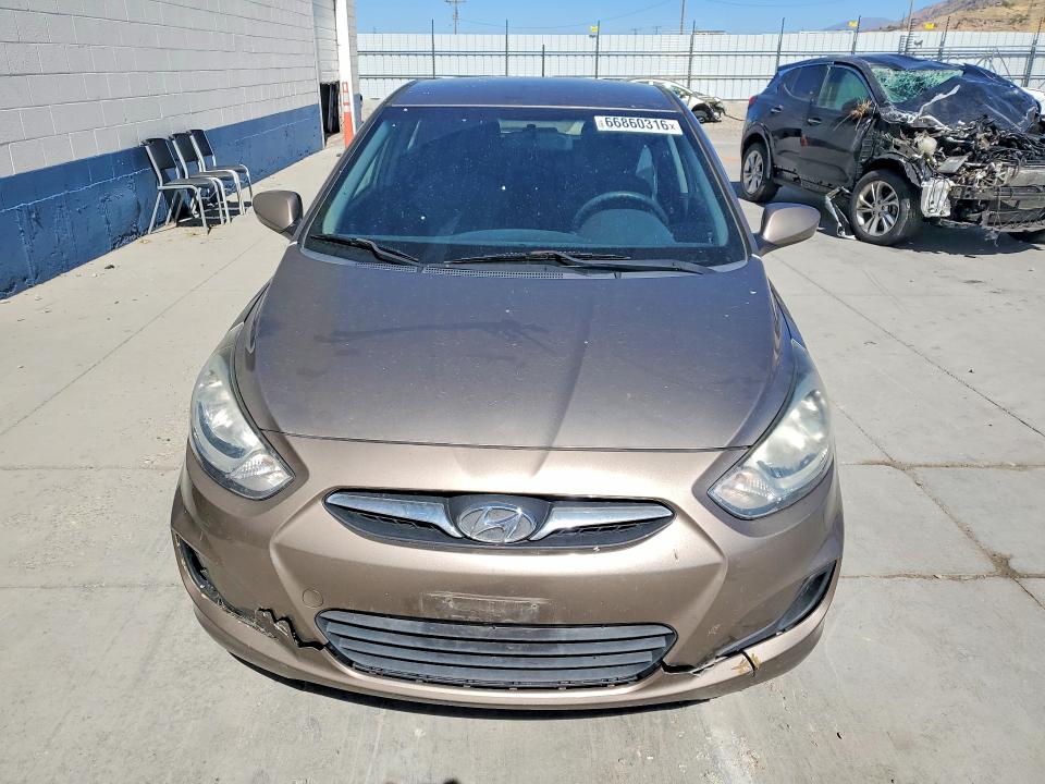 66860316 :رقم المزاد ، KMHCT5AE2CU043825         vin ، 2012 Hyundai Accent مزاد بيع