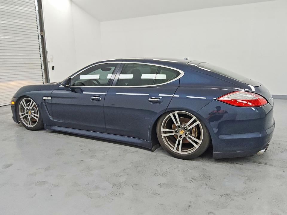 68160066 :رقم المزاد ، WP0AB2A79BL061323 vin ، 2011 Porsche Panamera مزاد بيع