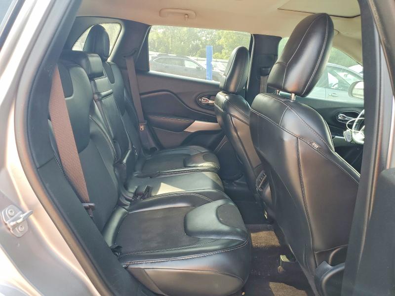 Продаж на аукціоні авто 2018 Jeep Cherokee, vin: 1C4PJLLB6JD537928, номер лоту: 69317636