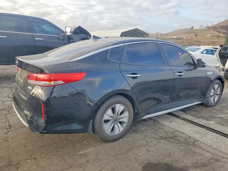 Продажа на аукционе авто 2017 Kia Optima, vin: KNAGT4LE2H5009363, номер лота: 69355066