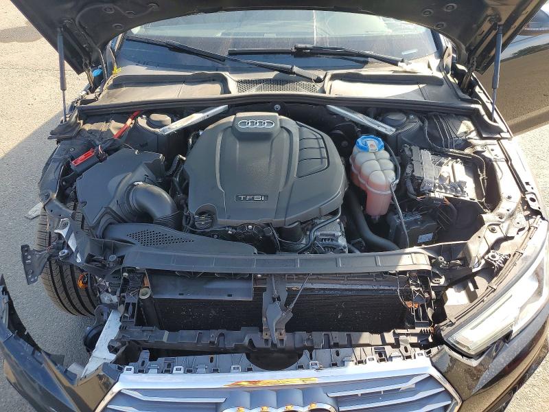 67902626 :رقم المزاد ، WAUENAF4XJN008308 vin ، 2018 Audi A4 مزاد بيع