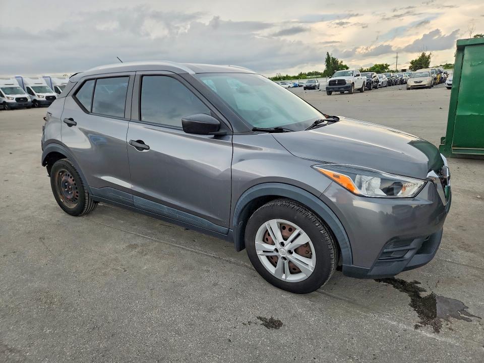 Продаж на аукціоні авто 2019 Nissan Kicks, vin: 3N1CP5CUXKL536211, номер лоту: 69749176
