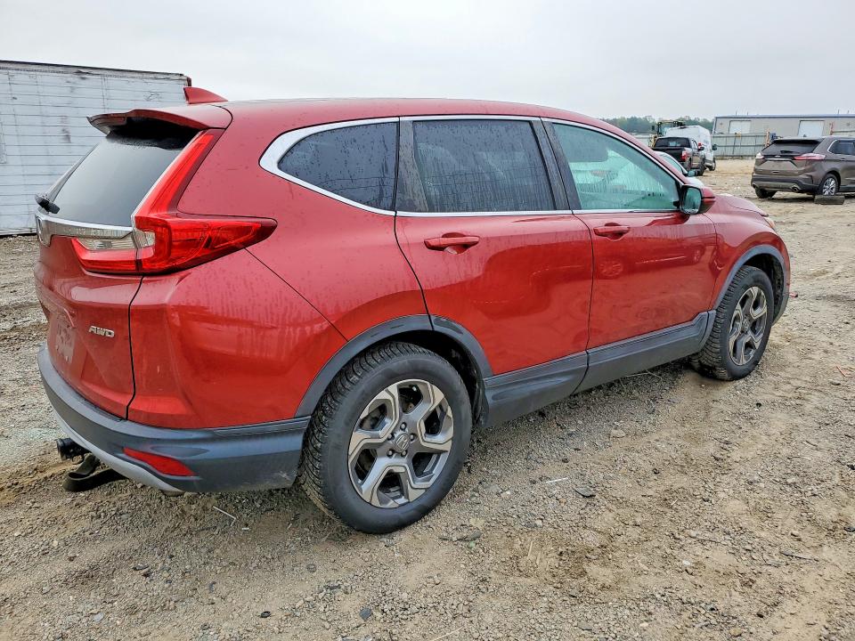 70488496 :رقم المزاد ، 2HKRW2H50JH653532 vin ، 2018 Honda Cr-v مزاد بيع