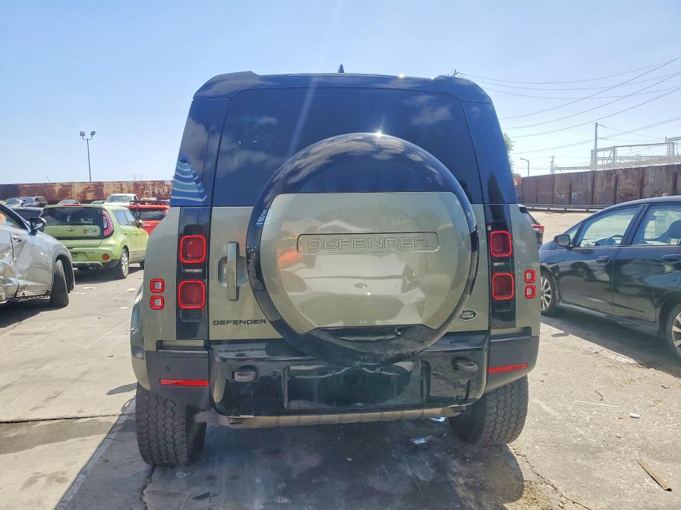 Продаж на аукціоні авто 2023 Land Rover Defender, vin: SALEJ7EX7P2204383, номер лоту: 69745006