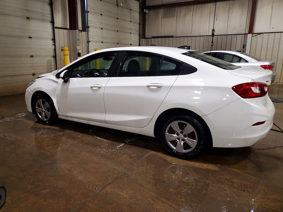 70634716 :رقم المزاد ، 1G1BB5SMXJ7129896 vin ، 2018 Chevrolet Cruze مزاد بيع