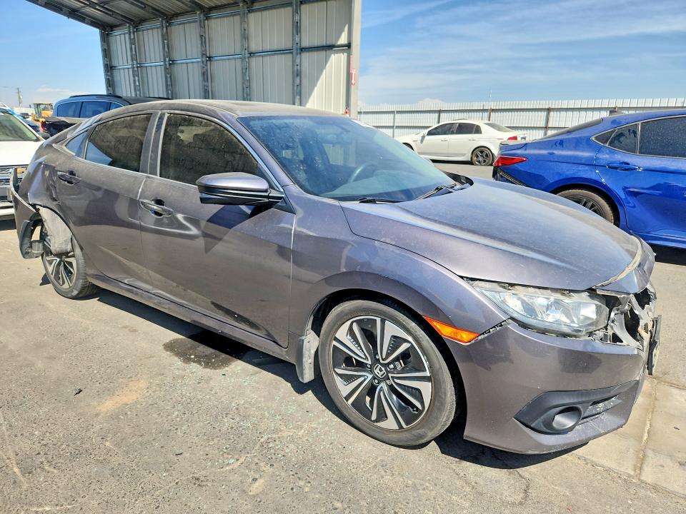 Продаж на аукціоні авто 2018 Honda Civic, vin: JHMFC1F3XJX016030, номер лоту: 68640956