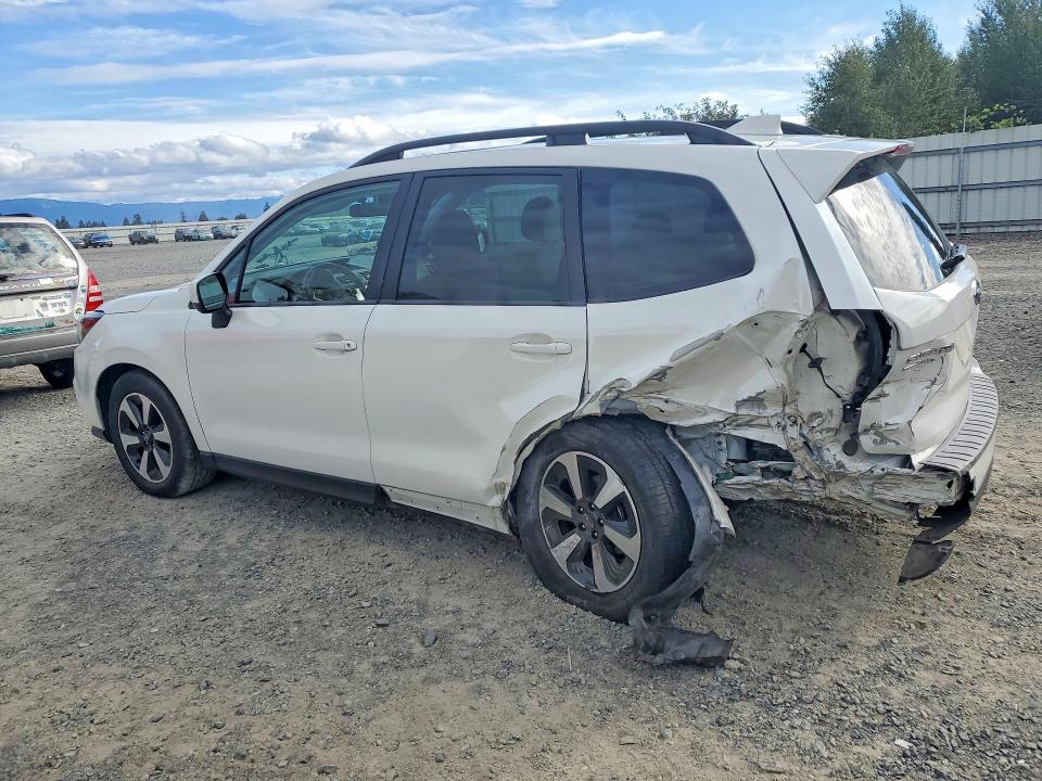 2018 Subaru Forester მანქანა იყიდება აუქციონზე, vin: JF2SJAEC5JH444199, აუქციონის ნომერი: 67275166
