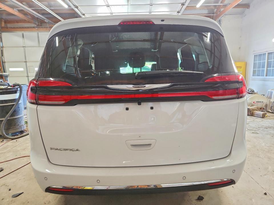 Продажа на аукционе авто 2026 Chrysler Pacifica, vin: 2C4RC1BGXTR278641, номер лота: 70784196
