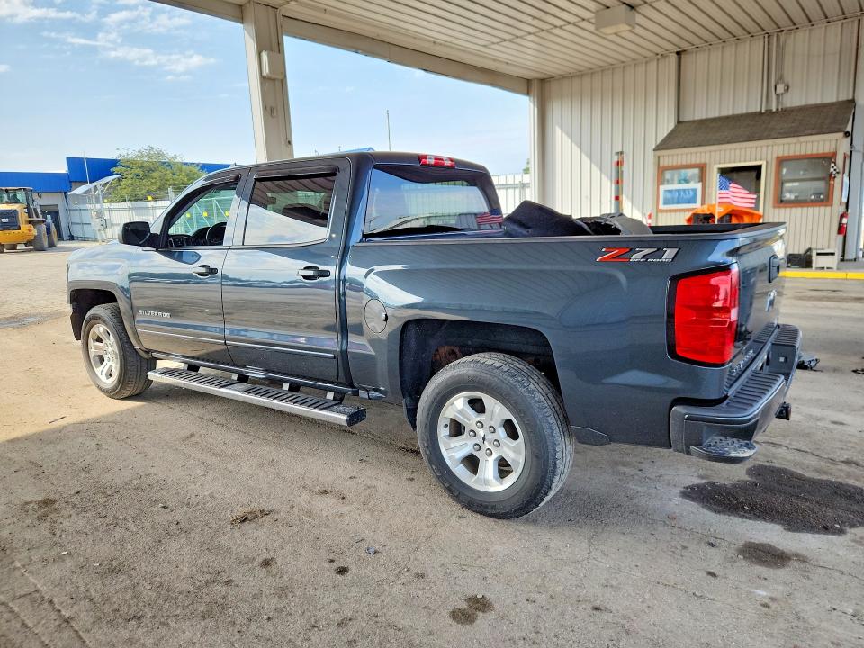 Продажа на аукционе авто 2018 Chevrolet Silverado, vin: 3GCUKREC2JG518899, номер лота: 67343486