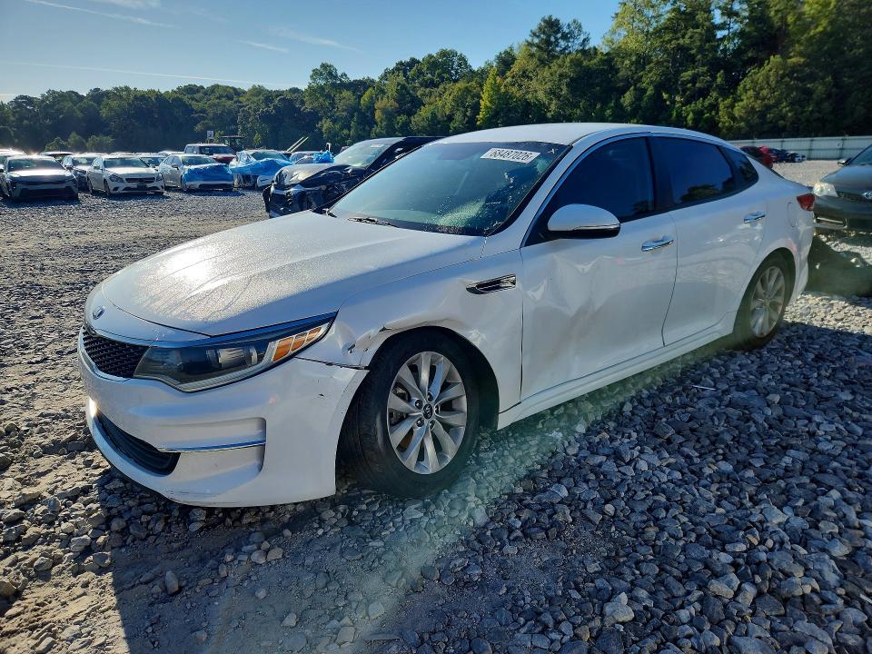 2018 Kia Optima მანქანა იყიდება აუქციონზე, vin: 5XXGT4L34JG268620, აუქციონის ნომერი: 68487026