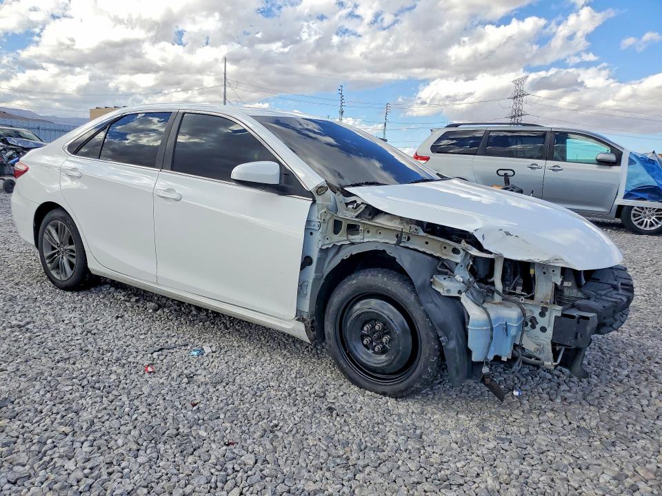 2016 Toyota Camry მანქანა იყიდება აუქციონზე, vin: 4T1BF1FK9GU168644, აუქციონის ნომერი: 69630706