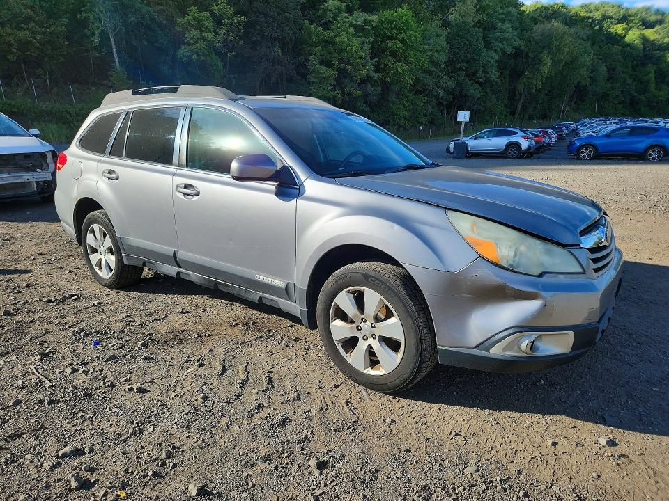 70571576 :رقم المزاد ، 4S4BRCGC2B3366815 vin ، 2011 Subaru Outback مزاد بيع