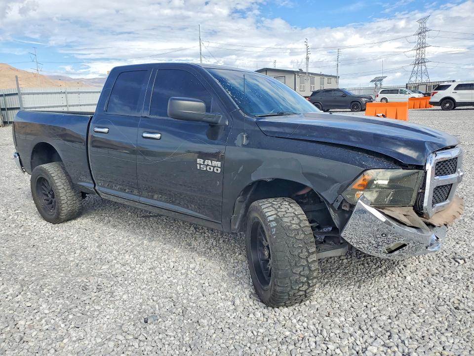 Продаж на аукціоні авто 2018 Ram 1500, vin: 1C6RR6GG2JS155018, номер лоту: 69737486