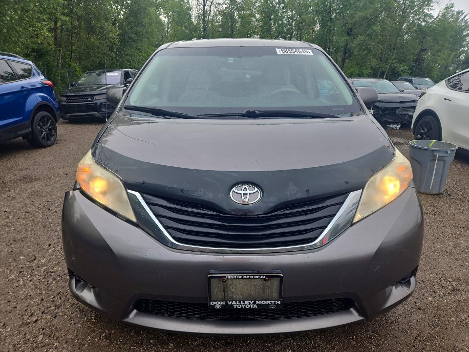 Продажа на аукционе авто 2011 Toyota Sienna, vin: 5TDKK3DC1BS161532, номер лота: 66554646