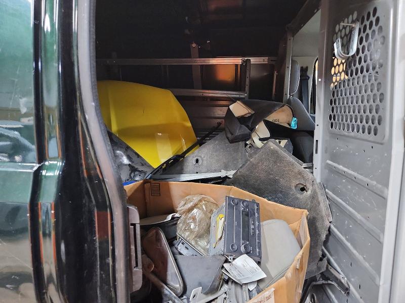 66854666 :رقم المزاد ، 1FTYR1ZG5FKB31095 vin ، 2015 Ford Transit مزاد بيع