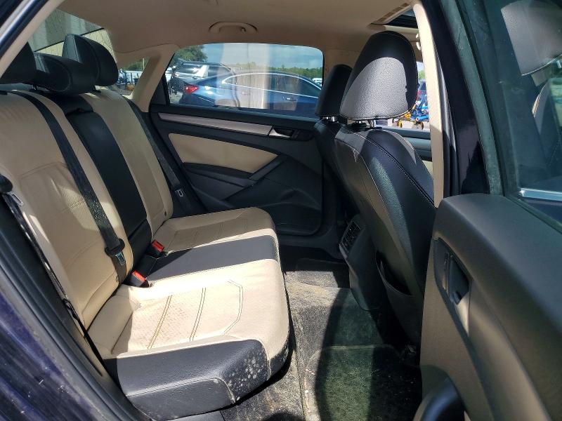67998236 :رقم المزاد ، 1VWBT7A34EC107573 vin ، 2014 Volkswagen Passat مزاد بيع