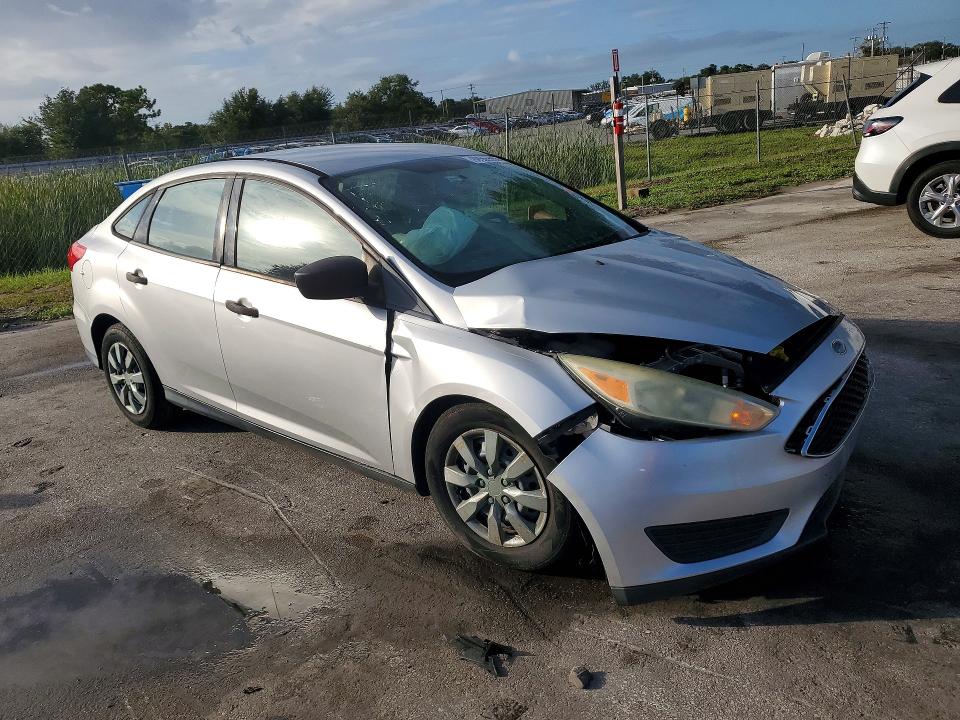 69555686 :رقم المزاد ، 1FADP3E22GL281189 vin ، 2016 Ford Focus مزاد بيع