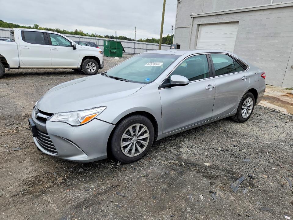 2016 Toyota Camry მანქანა იყიდება აუქციონზე, vin: 4T4BF1FK2GR523885, აუქციონის ნომერი: 69925946