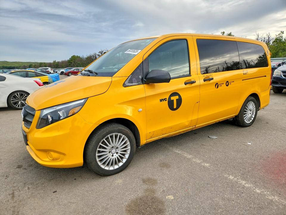 69355626 :رقم المزاد ، WD4PG2EE8J3367938 vin ، 2018 Mercedes-benz Metris مزاد بيع