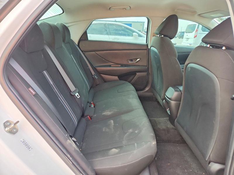 2024 Hyundai Elantra მანქანა იყიდება აუქციონზე, vin: KMHLM4DG2RU705688, აუქციონის ნომერი: 70622156