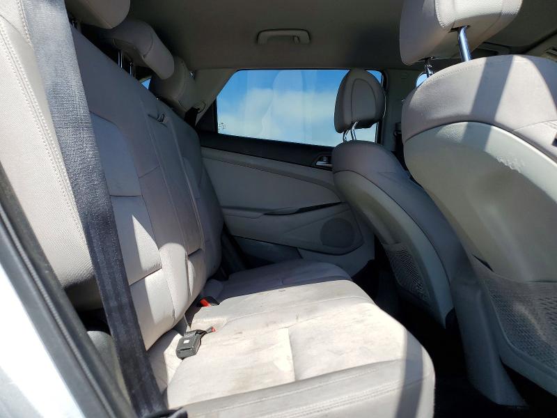 68984606 :رقم المزاد ، KM8J33A41JU684917 vin ، 2018 Hyundai Tucson مزاد بيع