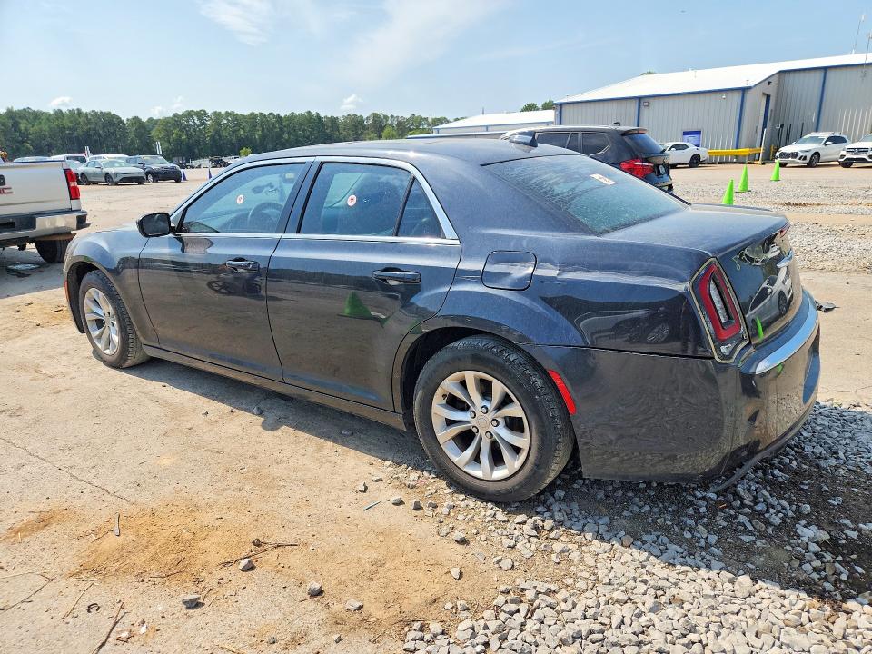 Продажа на аукционе авто 2015 Chrysler 300, vin: 2C3CCAAG8FH833026, номер лота: 69857566