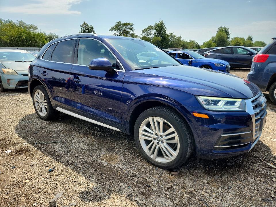 Продаж на аукціоні авто 2018 Audi Q5, vin: WA1CNAFY3J2187915, номер лоту: 67130636
