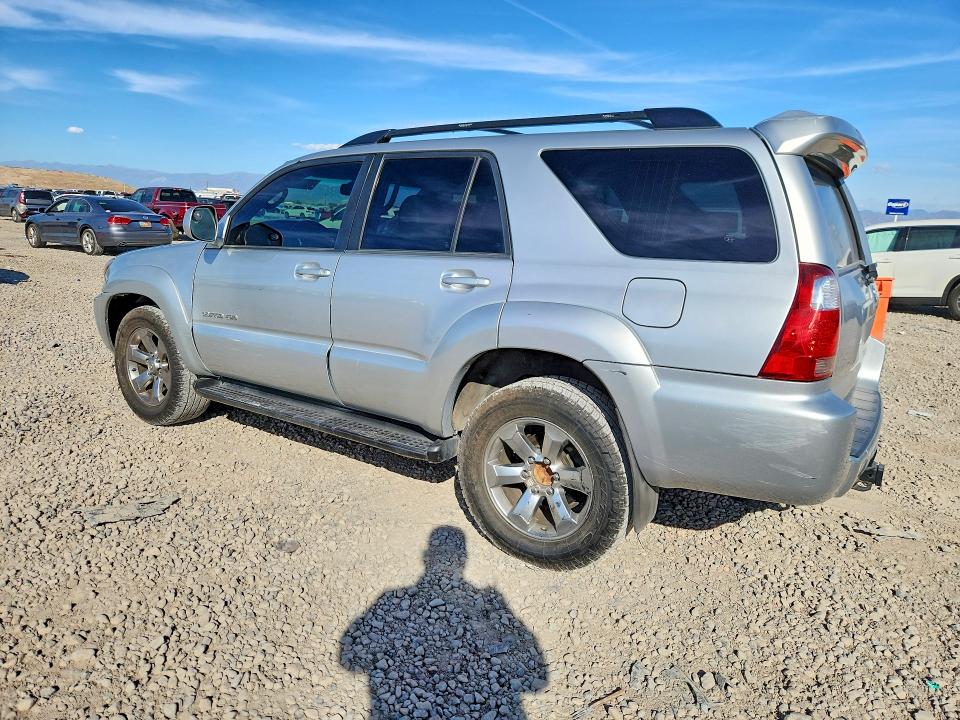 70230446 :رقم المزاد ، JTEBT17R678040245 vin ، 2007 Toyota 4runner مزاد بيع