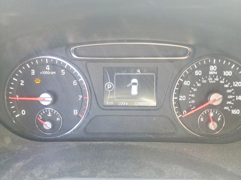 67784476 :رقم المزاد ، 5XYPG4A33GG130885 vin ، 2016 Kia Sorento مزاد بيع