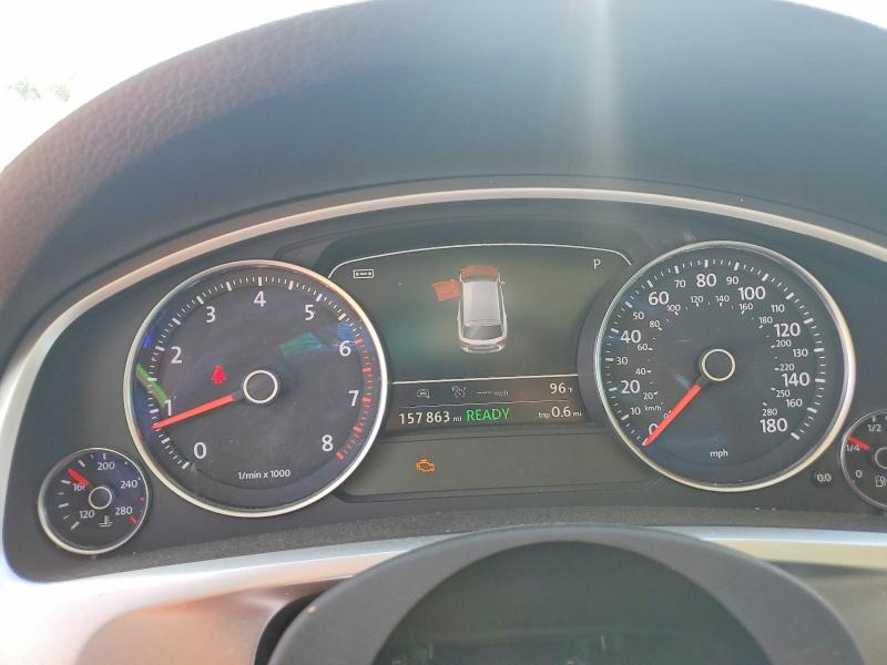2015 Volkswagen Touareg მანქანა იყიდება აუქციონზე, vin: WVGEG9BP1FD006693, აუქციონის ნომერი: 68725946