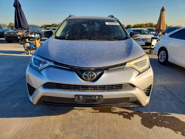 Продажа на аукционе авто 2018 Toyota Rav4, vin: JTMZFREV1JJ176145, номер лота: 69969496