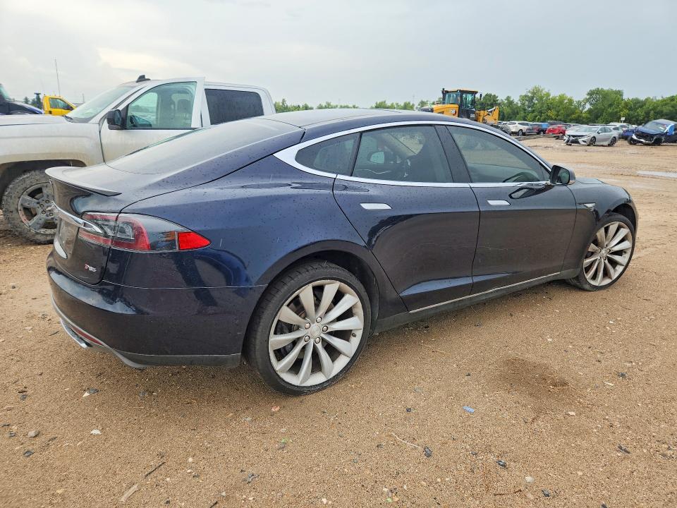 67638336 :رقم المزاد ، 5YJSA1CPXCFP01817 vin ، 2012 Tesla Model S مزاد بيع