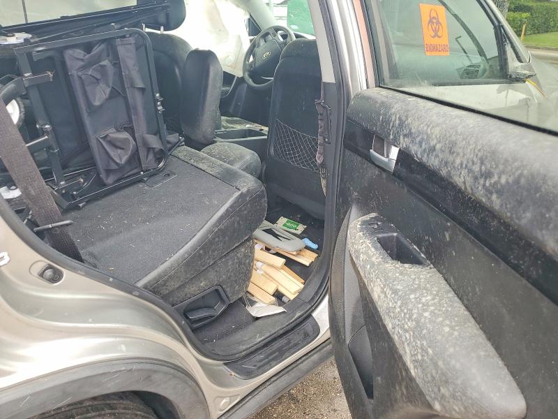 2014 Kia Sorento მანქანა იყიდება აუქციონზე, vin: 5XYKT3A67EG529600, აუქციონის ნომერი: 67899946