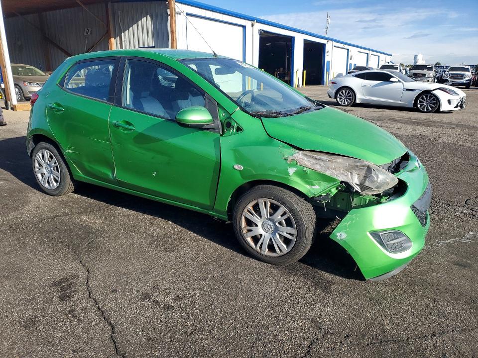 69435826 :رقم المزاد ، JM1DE1HZ5B0124733 vin ، 2011 Mazda Mazda2 مزاد بيع