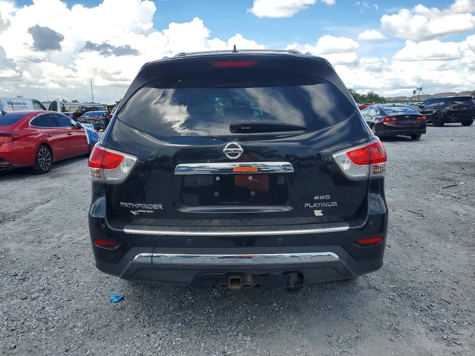 67647056 :رقم المزاد ، 5N1AR2MM8FC601713 vin ، 2015 Nissan Pathfinder مزاد بيع