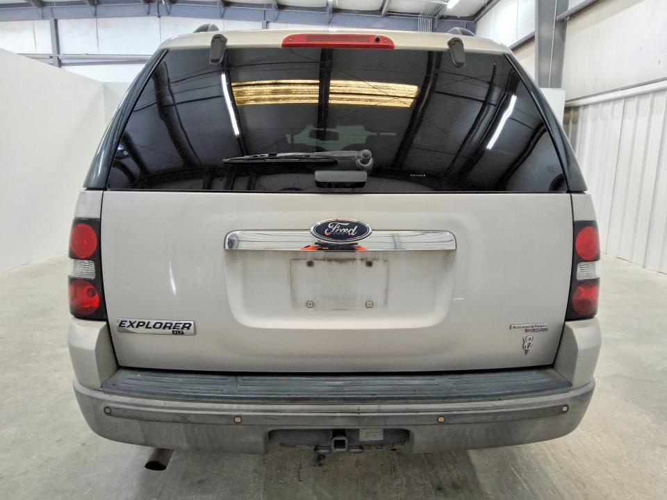 Продажа на аукционе авто 2006 Ford Explorer, vin: 1FMEU63826UB23715, номер лота: 67016186