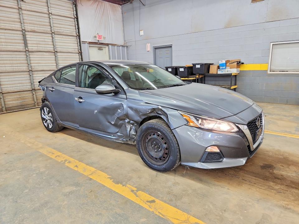 Продаж на аукціоні авто 2019 Nissan Altima, vin: 1N4BL4BV5KC167011, номер лоту: 68089076
