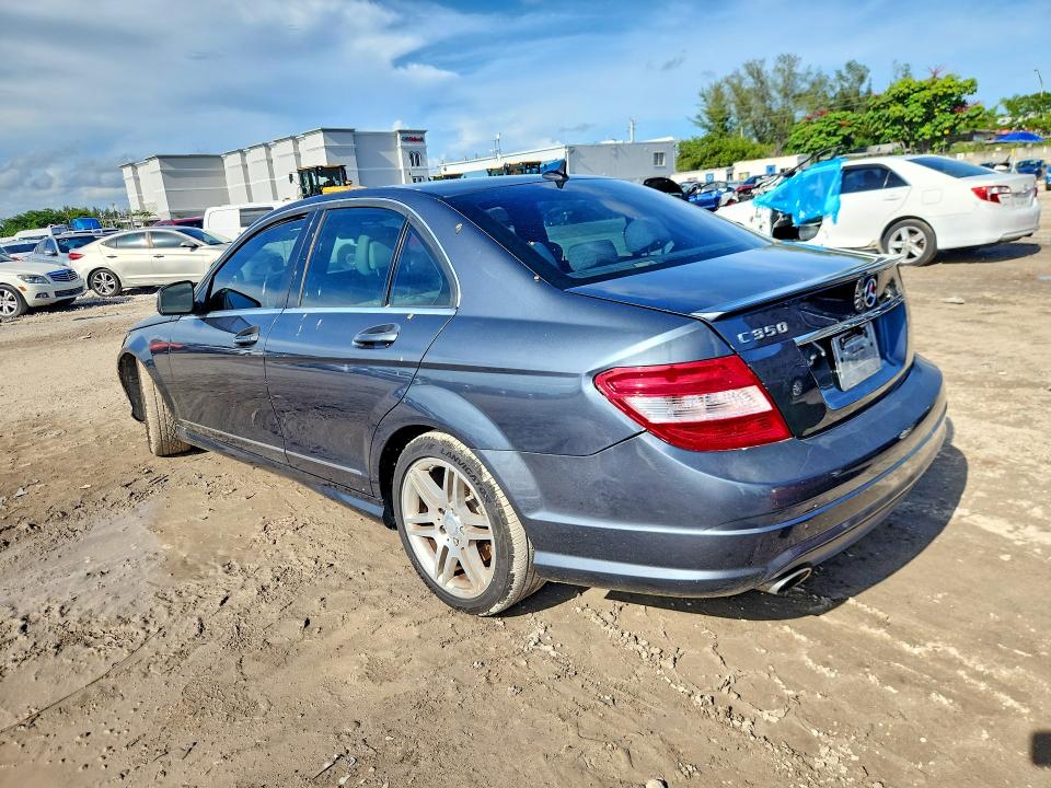 67558506 :رقم المزاد ، WDDGF56X59R068355 vin ، 2009 Mercedes-benz C مزاد بيع