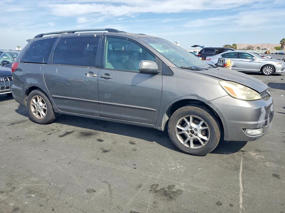 Продажа на аукционе авто 2005 Toyota Sienna, vin: 5TDZA22C65S381493, номер лота: 70392476