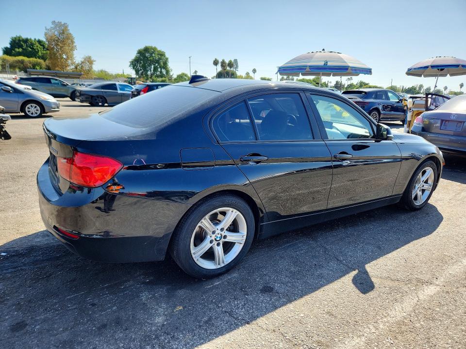 2012 Bmw 328 მანქანა იყიდება აუქციონზე, vin: WBA3C1C59CF433896, აუქციონის ნომერი: 69395786