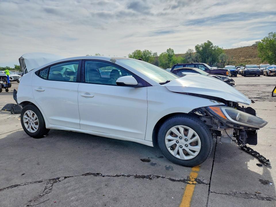 2017 Hyundai Elantra მანქანა იყიდება აუქციონზე, vin: 5NPD74LF6HH197792, აუქციონის ნომერი: 68948136