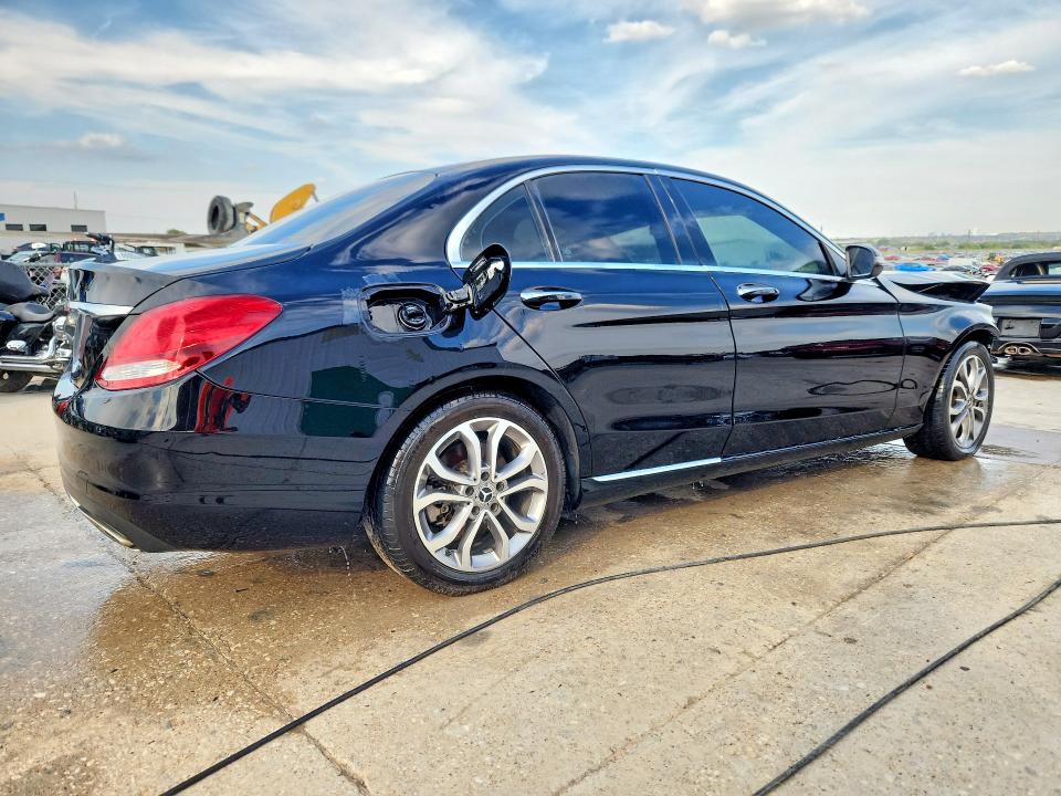 69037576 :رقم المزاد ، 55SWF4JB2JU249482 vin ، 2018 Mercedes-benz C مزاد بيع