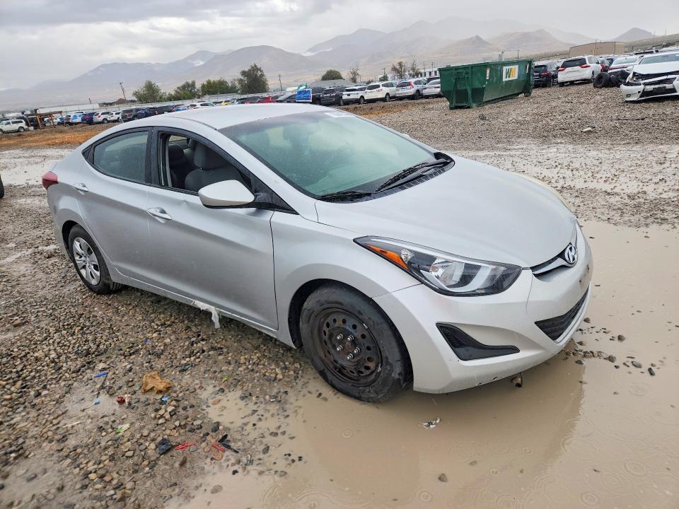 2016 Hyundai Elantra მანქანა იყიდება აუქციონზე, vin: 5NPDH4AE3GH702158, აუქციონის ნომერი: 70840556