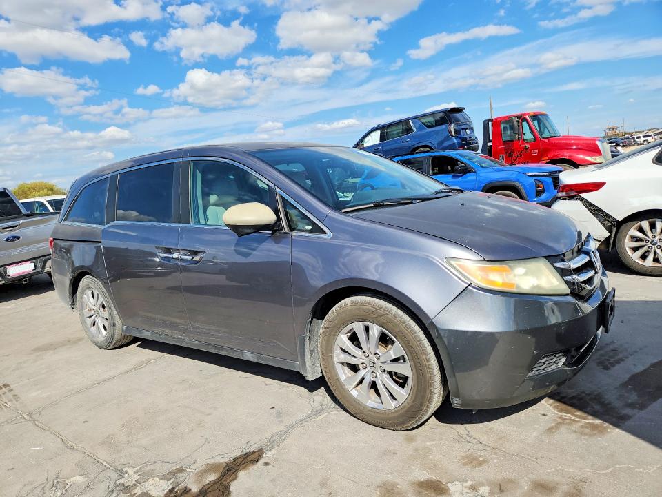 70855026 :رقم المزاد ، 5FNRL5H42EB018088 vin ، 2014 Honda Odyssey مزاد بيع