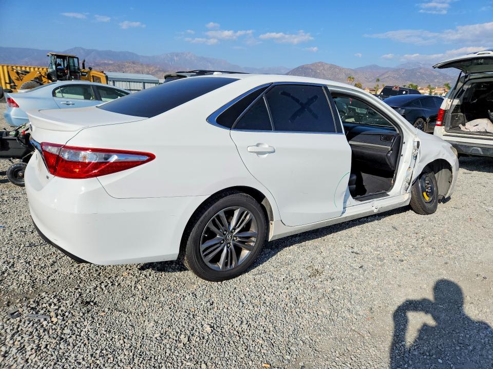 2017 Toyota Camry მანქანა იყიდება აუქციონზე, vin: 4T1BF1FK0HU359015, აუქციონის ნომერი: 69733306