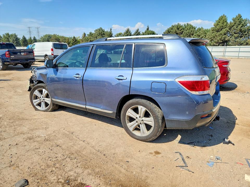 67870686 :رقم المزاد ، 5TDDK3EH3DS236494 vin ، 2013 Toyota Highlander مزاد بيع