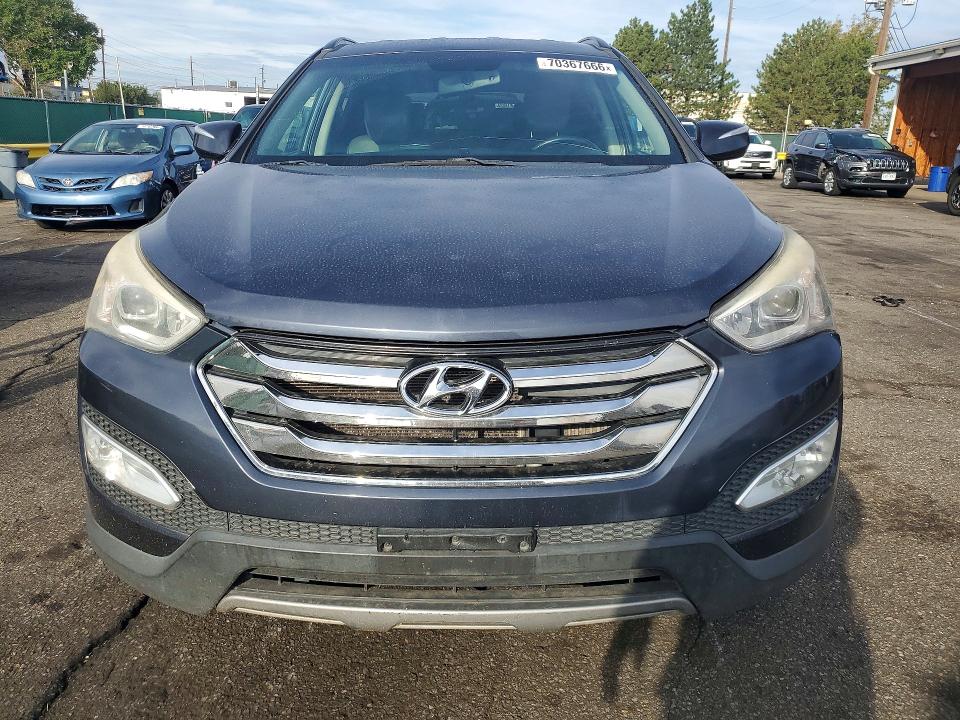 2013 Hyundai Santa Fe Sport მანქანა იყიდება აუქციონზე, vin: 5XYZU3LAXDG007541, აუქციონის ნომერი: 70367666