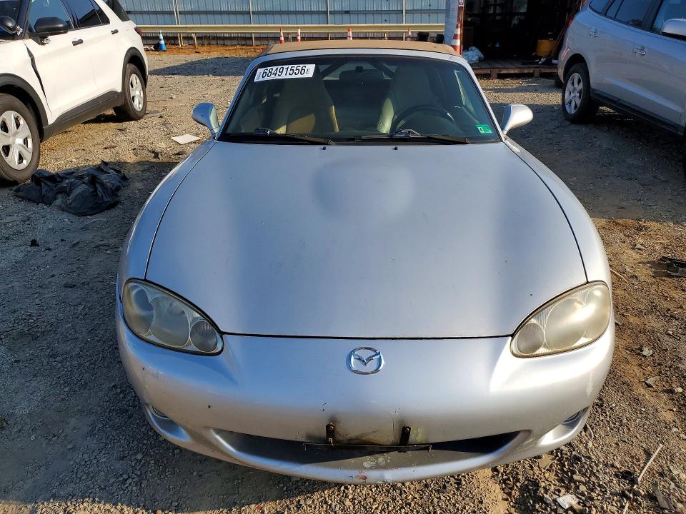 68491556 :رقم المزاد ، JM1NB353910210411 vin ، 2001 Mazda Mx-5 Miata مزاد بيع