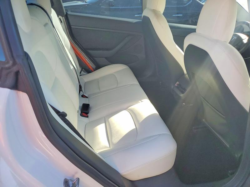 Продажа на аукционе авто 2022 Tesla Model 3, vin: 5YJ3E1EB7NF195652, номер лота: 68405516